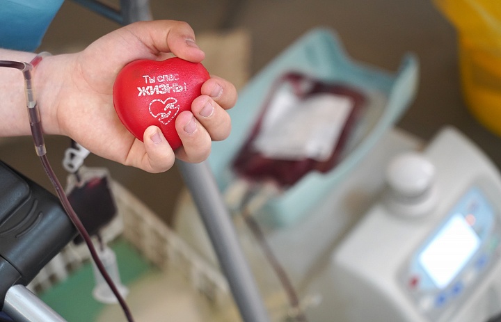 Проведение донорской субботы в отделении переливания крови переносится на другую дату.