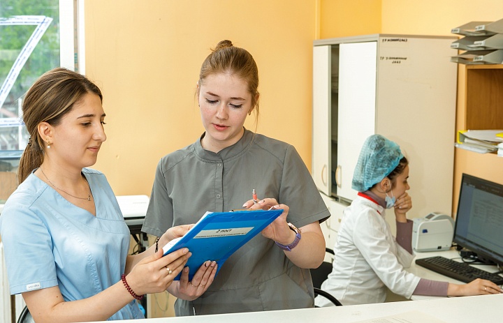 В Люберецкой областной больнице приступили к работе 54 новых медсестры 
