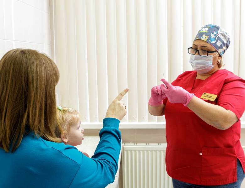 Медработниками детских поликлиник Люберецкой областной больницы вакцинировано более 10 тысяч детей